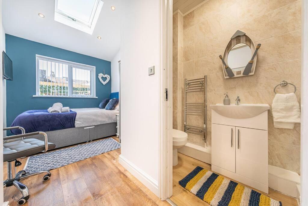 Villa Stunning House Close To The Stadium + Hot Tub! Liverpool