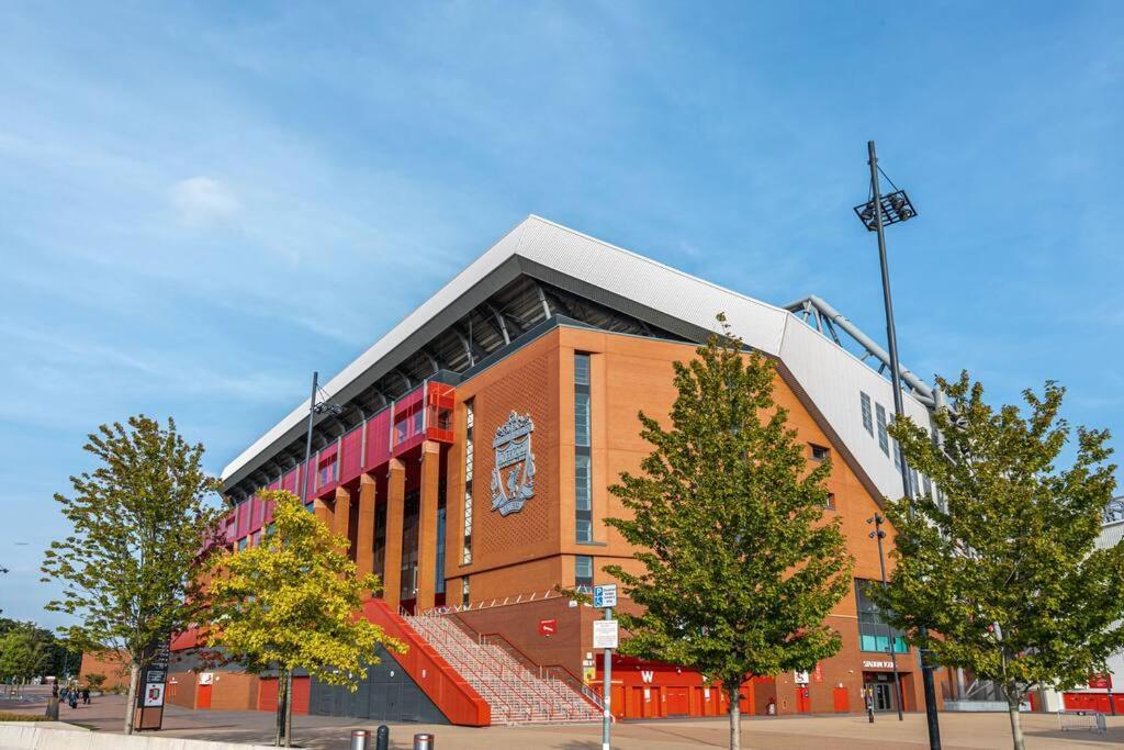 Villa Stunning House Close To The Stadium + Hot Tub! Liverpool